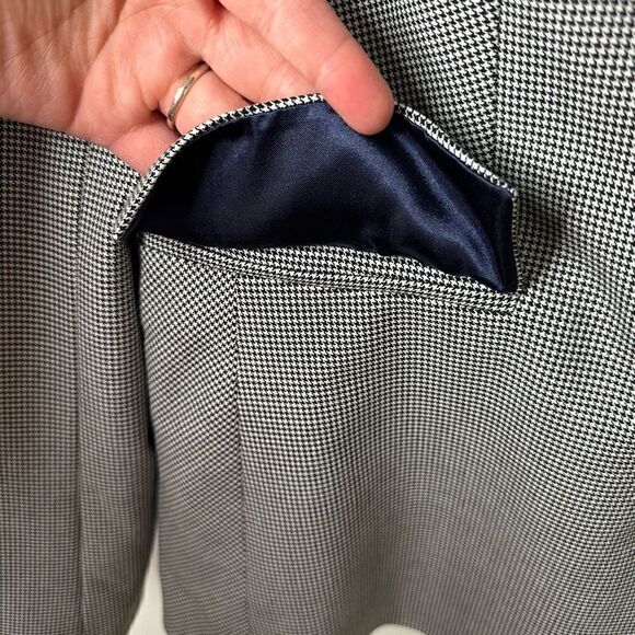 J. Crew Women’s Traditional Houndstooth Single Button Peplum Blazer - Picture 7 of 14